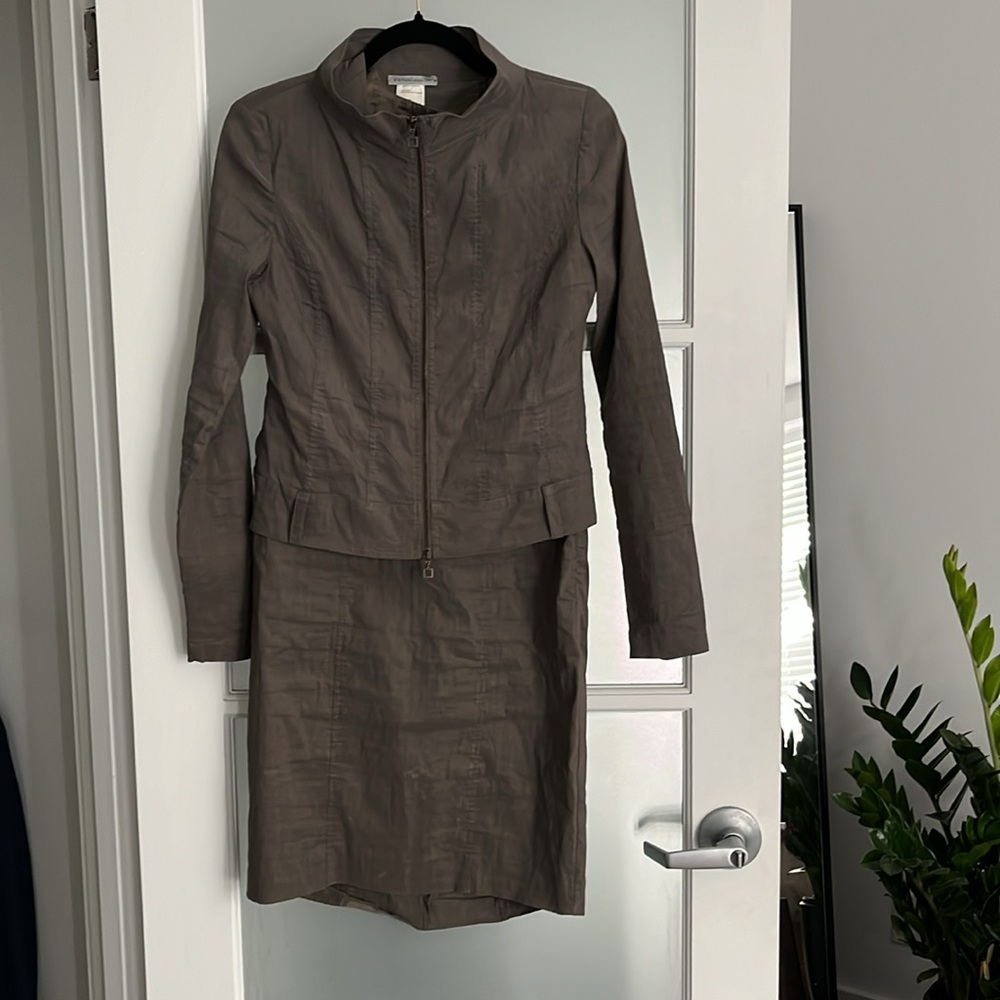 SARAH PACINI skirt and jacket set, size small *as is